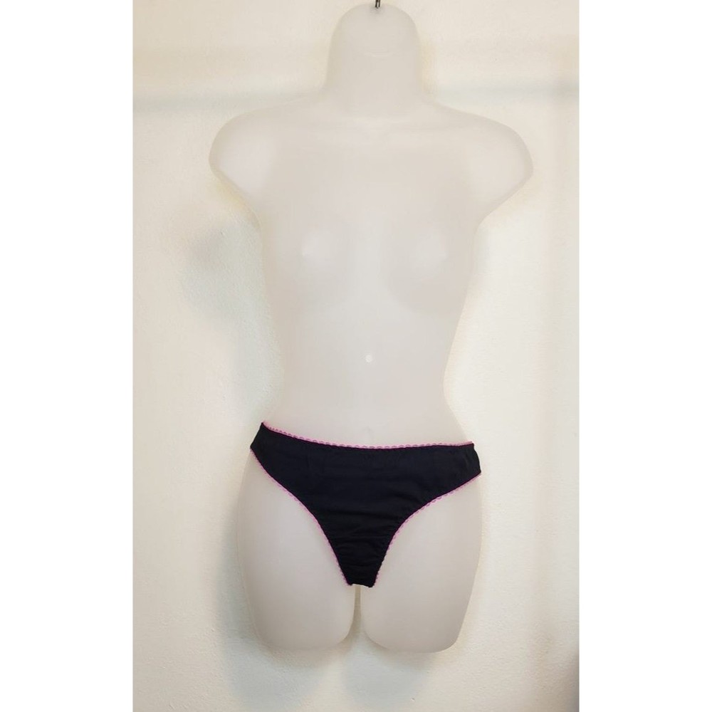 Black and Pink Lingerie - Picture 8 of 11